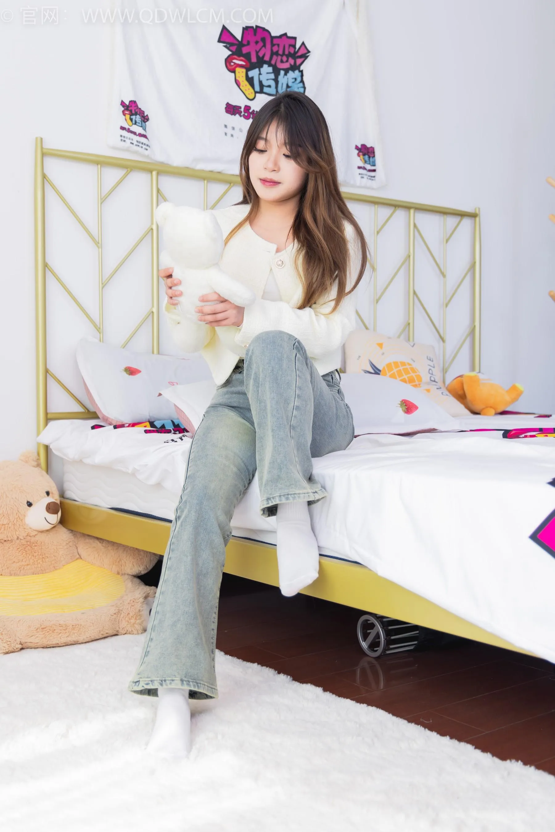 物恋传媒 NO.1556 闪闪-闪闪发光 [151P]插图6
